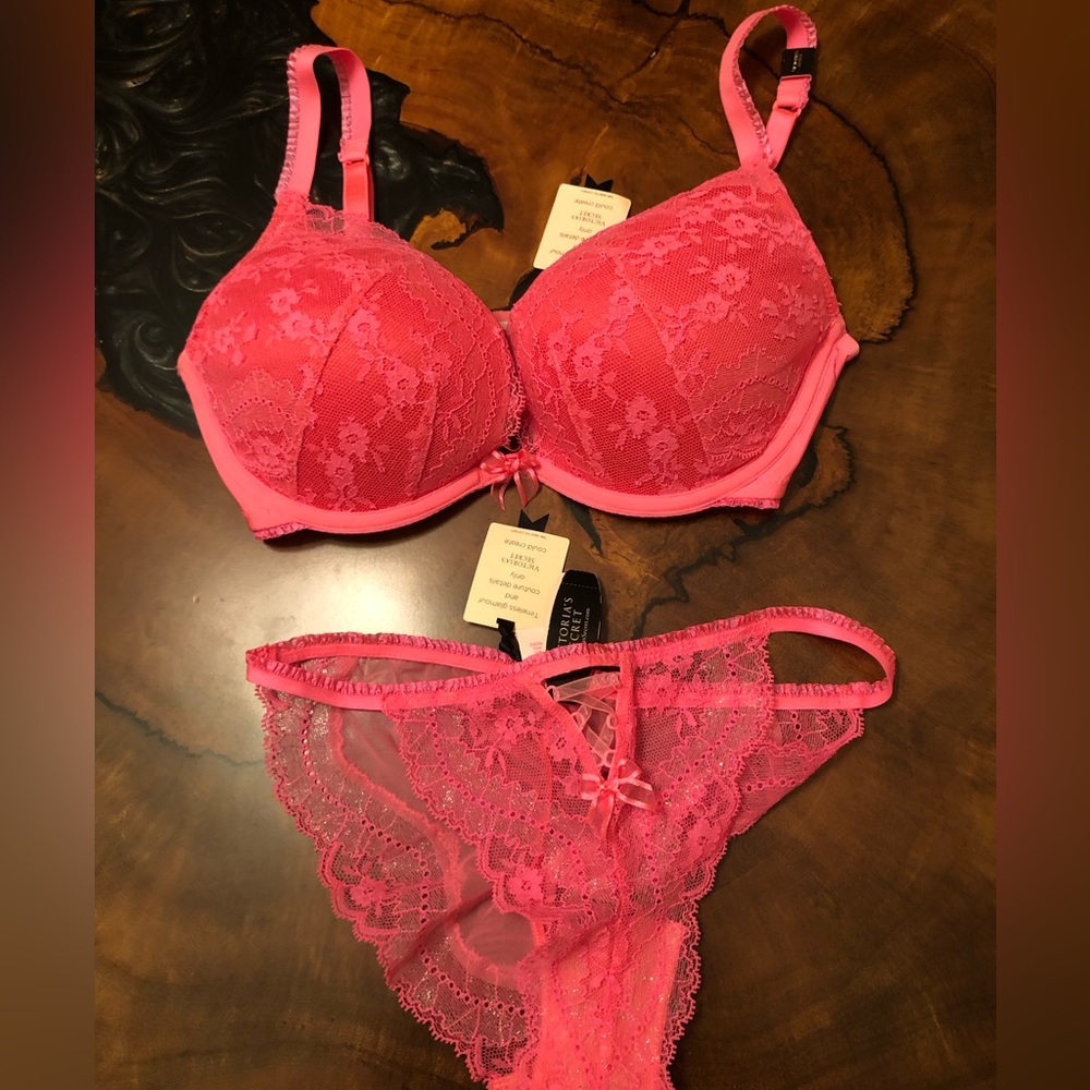 Bra panty set very sexy Victoria’s Secret